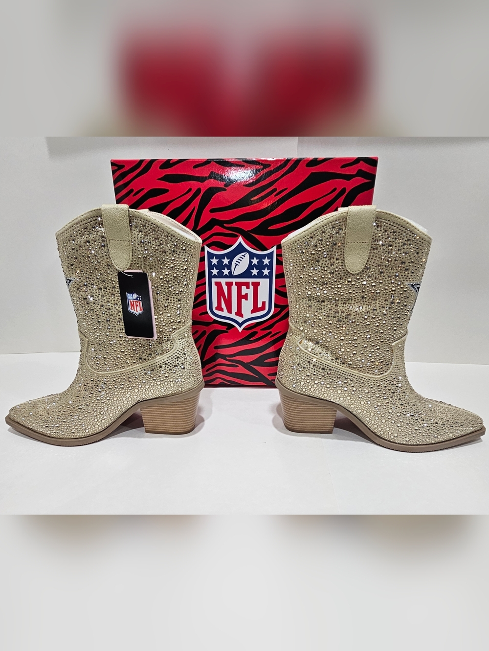 Dallas Cowboys Boots NFL Cowboy Boots In Nude Encrusted With Shiny Crystals 🤩